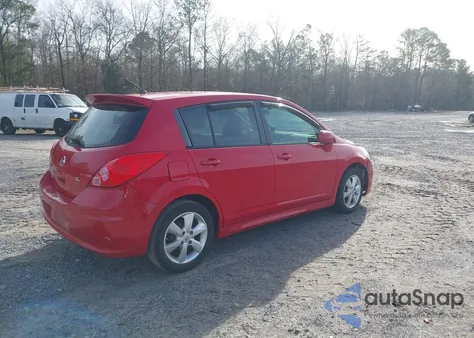 2010 Nissan Versa 1.8Sl z USA, uszkodzony, nr VIN 3N1BC1CP7AL393095